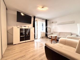 Apartament cu 3 camere de vanzare in cartierul Intre Lacuri