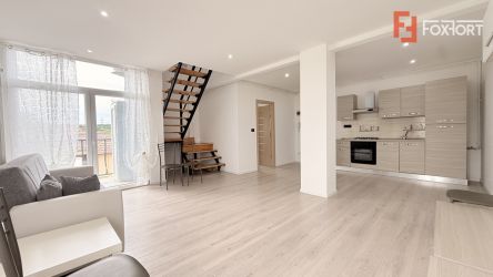 Apartament cu 3 camere, de vanzare, in Ghiroda