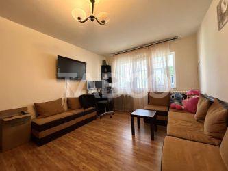 Apartament cu 3 camere de vanzare in Manastur zona BIG la cheie