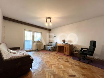 Apartament cu 3 camere de vanzare in Manastur zona Kaufland decomandat