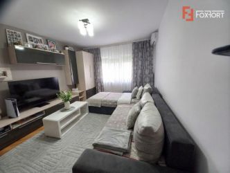 Apartament cu 3 camere de vanzare in zona Lipovei