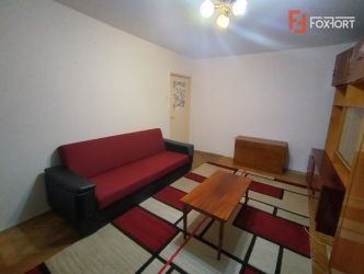 Apartament cu 3 camere de vanzare in zona Sagului