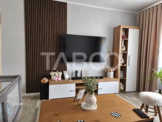 Apartament cu 3 camere de vanzare Intre Lacuri decomandat zona FSEGA