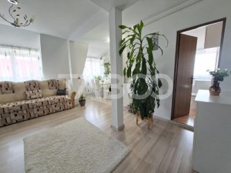 Apartament cu 3 camere de vanzare - mansarda Vasile Aaron - intabulata