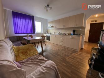 Apartament cu 3 camere, de vanzare, zona Piata Doina