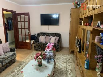 Apartament cu 3 camere de vanzare, Zona Soarelui