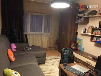 Apartament cu 3 camere, decomandat, de vanzare, Calea Lipovei