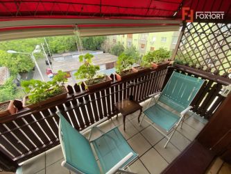Apartament cu 3 camere, decomandat, de vanzare, in Timisoara.