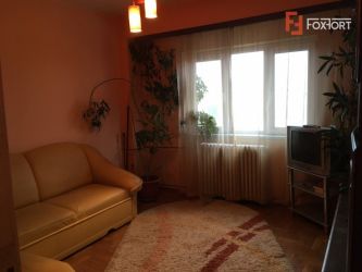 Apartament cu 3 camere, decomandat, de vanzare, zona Torontalului.