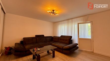 Apartament cu 3 camere decomandat, etaj 2, zona Bucovina