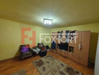 Apartament cu 3 camere decomandat - zona Dambovita