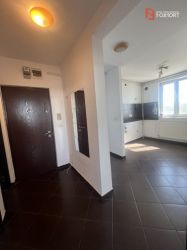 Apartament cu 3 camere decomandat, zona Girocului