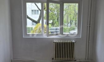 Apartament cu 3 camere decomandate si balcon cartier Manastur 