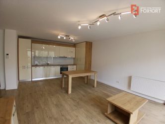 Apartament cu 3 camere, etaj 1 de vanzare, zona Girocului