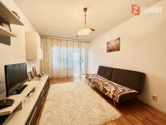 Apartament cu 3 camere, etaj 5 de vanzare, zona Lunei