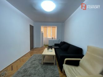 Apartament cu 3 camere, etaj intermediar, de vanzare, zona Dacia