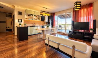 Apartament cu 3 camere in Buna Ziua terasa generoasa
