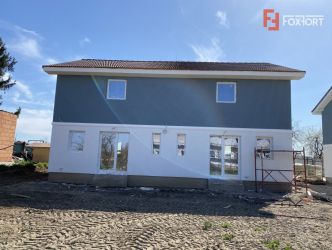 Apartament cu 3 camere, in duplex.