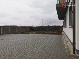 Apartament cu 3 camere în Ghiroda - V1574