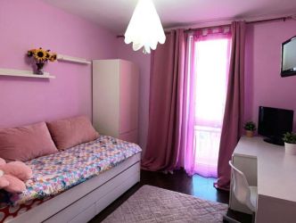 Apartament cu 3 camere, luminos si la doar 5 minute de metrou Titan