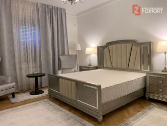 Apartament cu 3 camere, parter inalt - Central