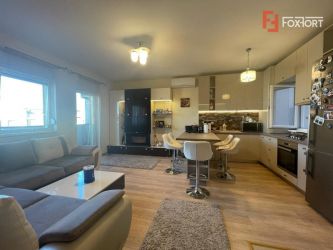 Apartament cu 3 camere, pozitie buna - V2493