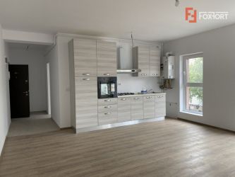 Apartament cu 3 camere, semidecomandat, de vanzare, in Timisoara Lipov