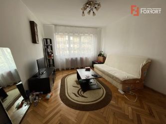 Apartament cu 3 camere, semidecomandat, de vanzare in Timisoara, zona