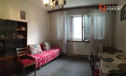 Apartament cu 3 camere, semidecomandat, de vanzare, zona Cetatii.
