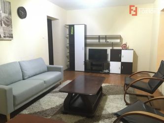 Apartament cu 3 camere, semidecomandat, de vanzare, zona Take Ionescu.