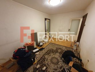 Apartament cu 3 camere semidecomandat, parter - Piata Doina