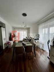 Apartament cu 3 camere si 2 bai, zona Dumbravita