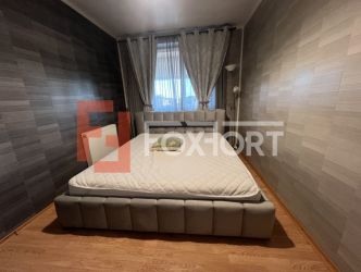 Apartament cu 3 camere si balcon in zona Sagului 