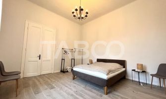 Apartament cu 3 camere si terasa de 14 mp de vanzare in zona Centrala
