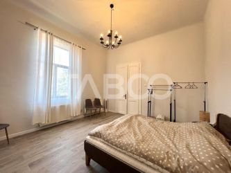 Apartament cu 3 camere si terasa de 14 mp in zona Centrala la cheie