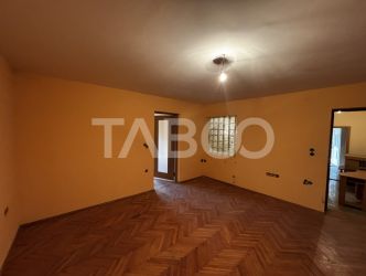 Apartament cu 4 camere de vanzare  110 mp  zona Orasul de Jos