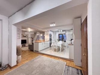Apartament cu 4 camere de vanzare 99 mp utili Scortarilor