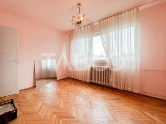 Apartament cu 4 camere de vanzare  boxa in Manastur