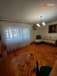 Apartament cu 4 camere, decomandat, de vanzare, zona Torontalului.