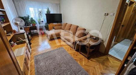Apartament cu 4 camere decomandate de vanzare in zona Ion Mester