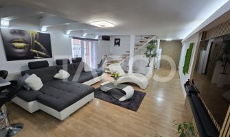 Apartament cu 4 camere si 2 bai de vanzare in zona Rahovei Sibiu