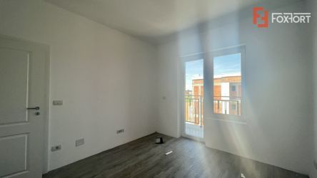 Apartament cu doua camere, decomandat in Giroc - ID V1368
