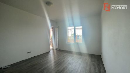 Apartament cu doua camere, decomandat in Giroc - ID V1408