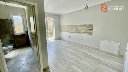 Apartament cu o camera, decomandat cu Gradina Proprie in Giroc - V1498