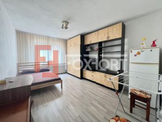 Apartament cu o camera, decomandat, zona Complex Studentesc