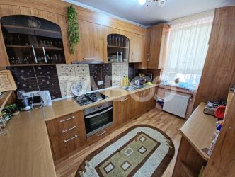 Apartament cu suprafata generoasa de 73mp 2 camere de vanzare Terezian