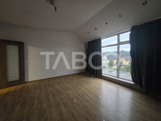 Apartament de inchiriat 150mp 4 camere decomandat Slimnic Sibiu