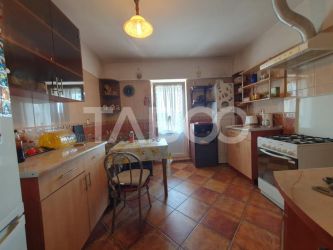 Apartament de inchiriat 2 camere complet mobilat utilat zona Tabacari