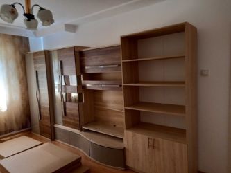 Apartament de inchiriat, 2 camere Decomandat  Nicolina 