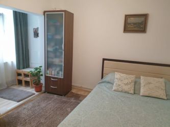 Apartament de inchiriat, 2 camere Decomandat  Nicolina 